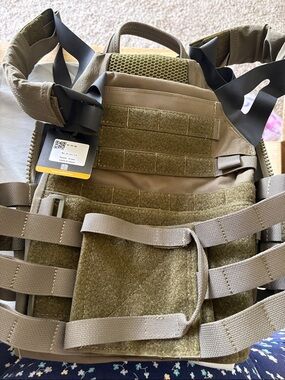 Tactical Plate Carrier Vest - Olive/Tan